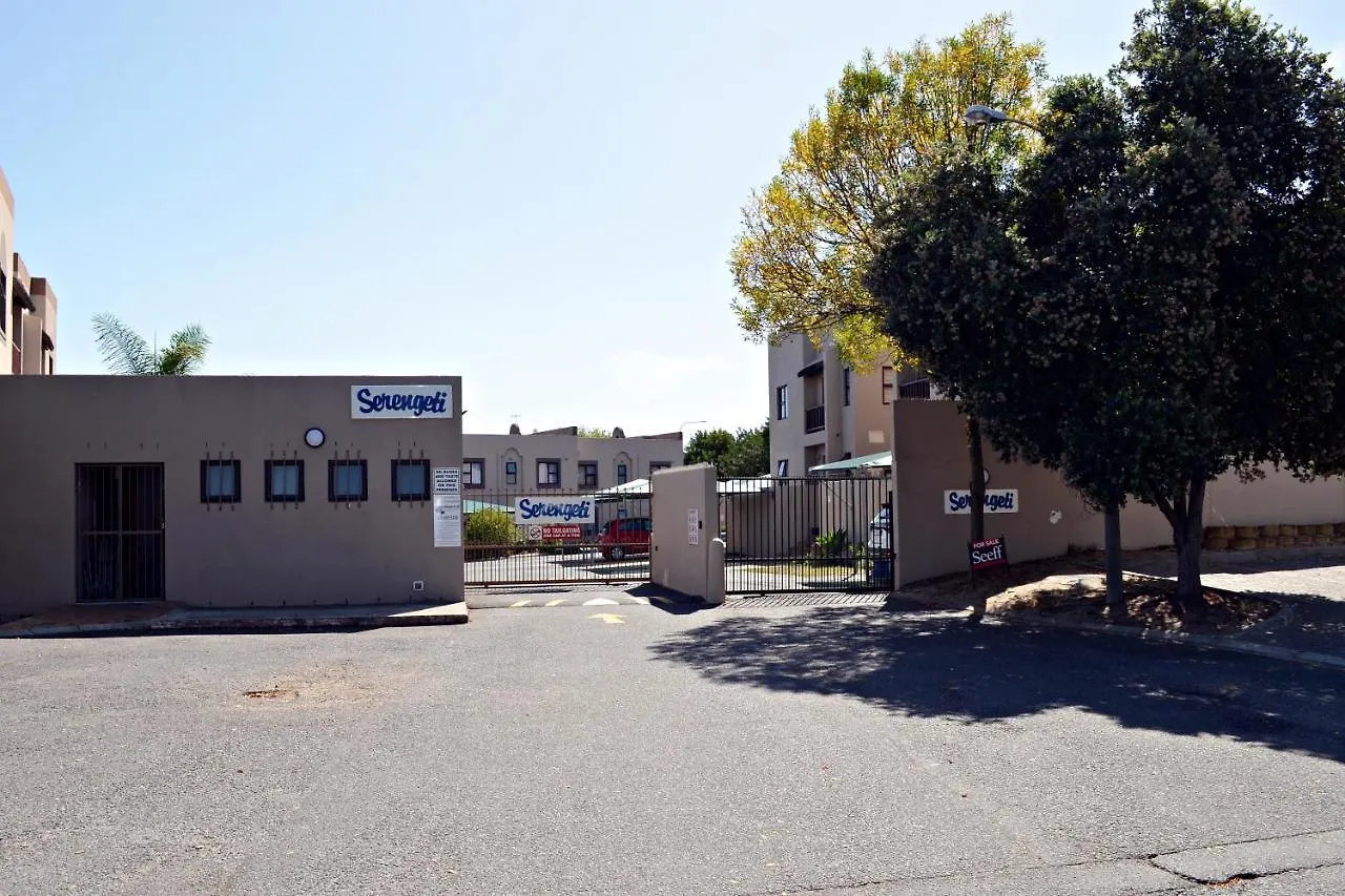 Broadway Self Catering Apartments Durbanville