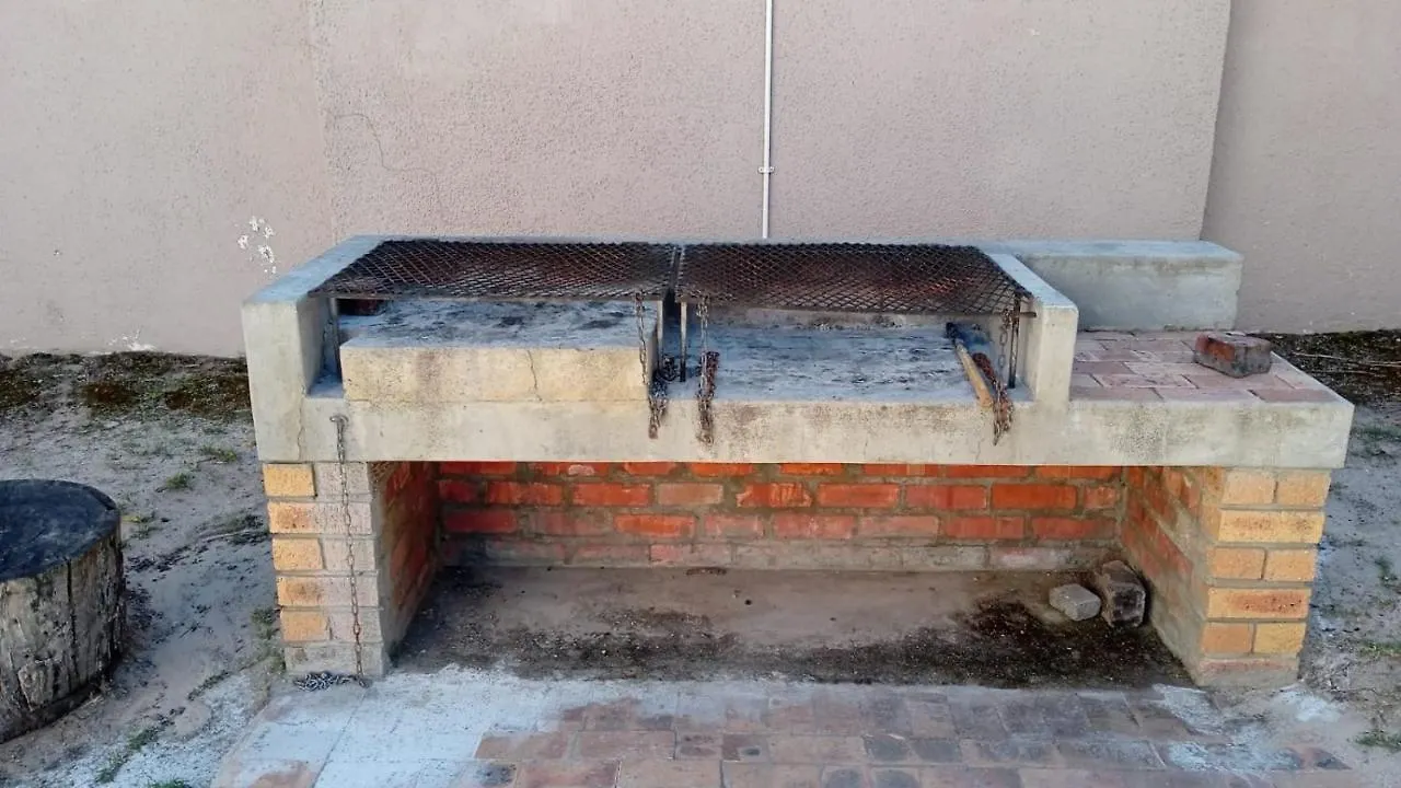 Broadway Self Catering Apartments Durbanville