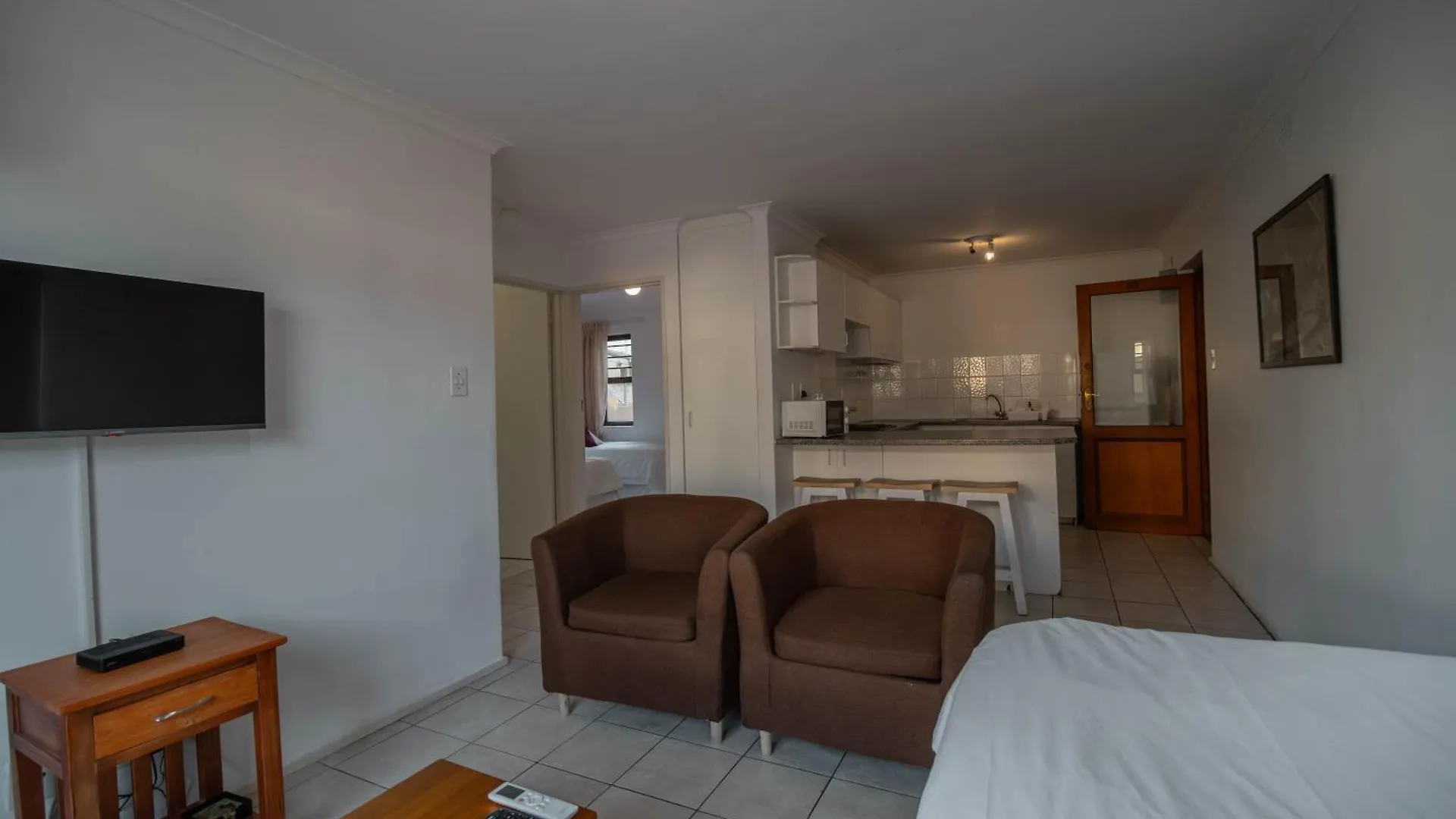 Broadway Self Catering Apartments Durbanville
